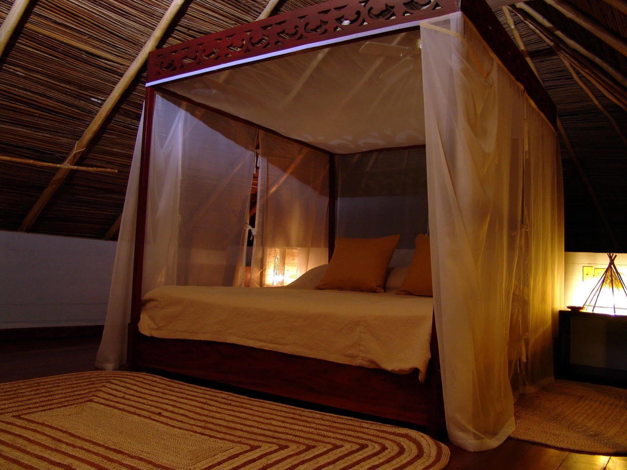 Punta Caracol Acqua Lodge ボカス・タウン エクステリア 写真