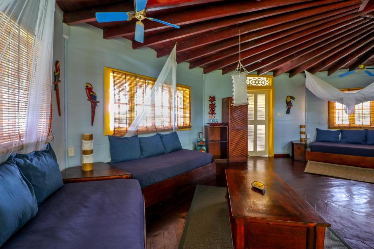Punta Caracol Acqua Lodge ボカス・タウン エクステリア 写真