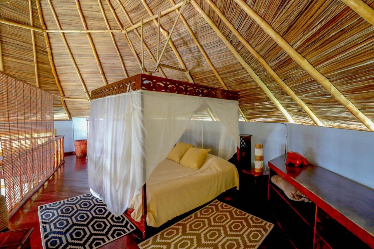 Punta Caracol Acqua Lodge ボカス・タウン エクステリア 写真