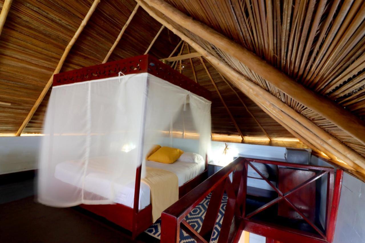 Punta Caracol Acqua Lodge ボカス・タウン エクステリア 写真